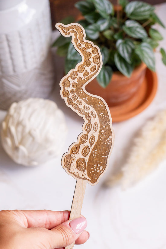Tentacle Wooden Plant Stake