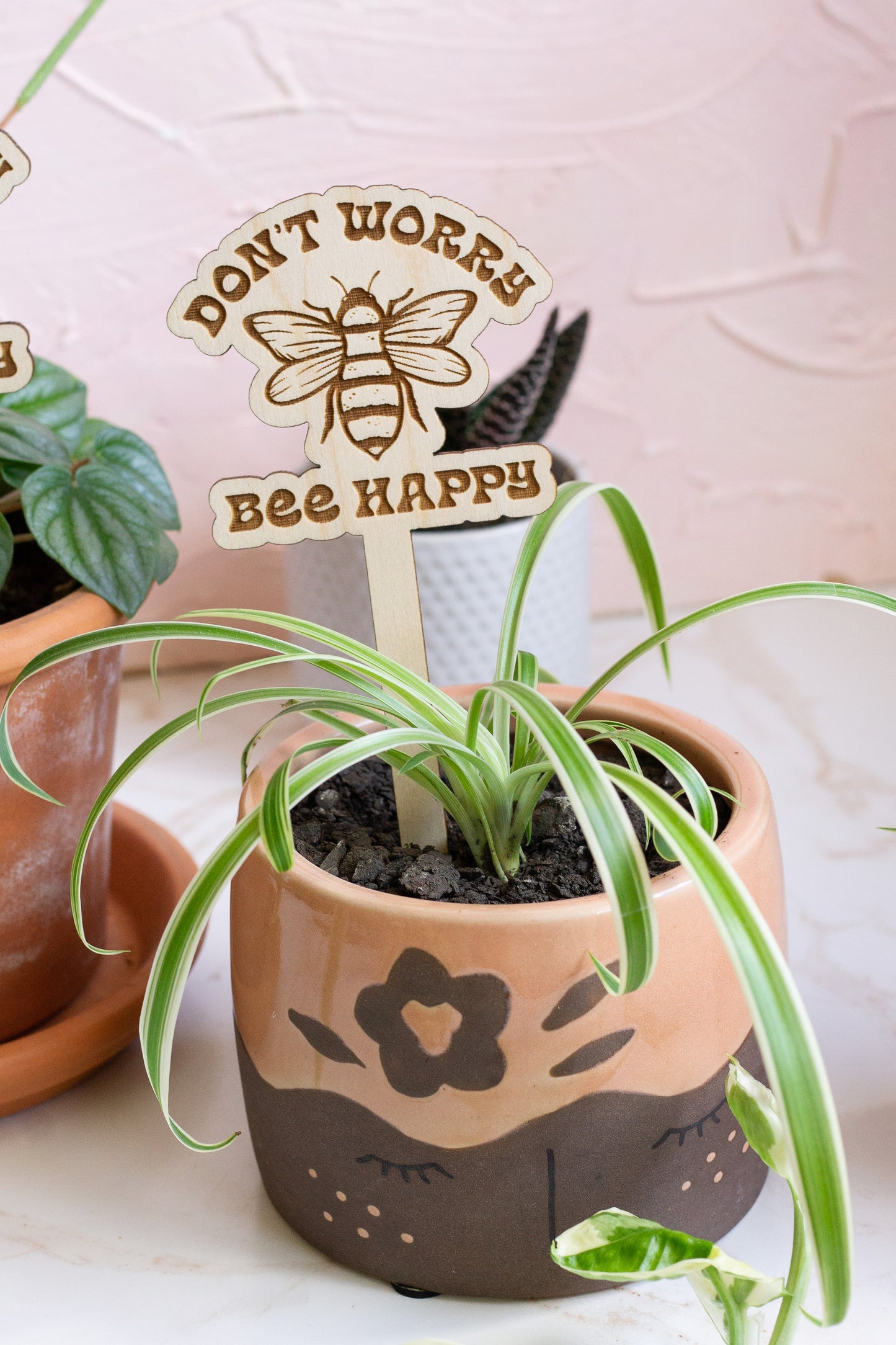 Bumble Bee Plant Marker